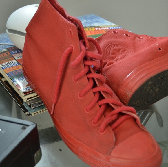 Rare All Red Leather Converse Monochrome High Top - Picture 2 of 4